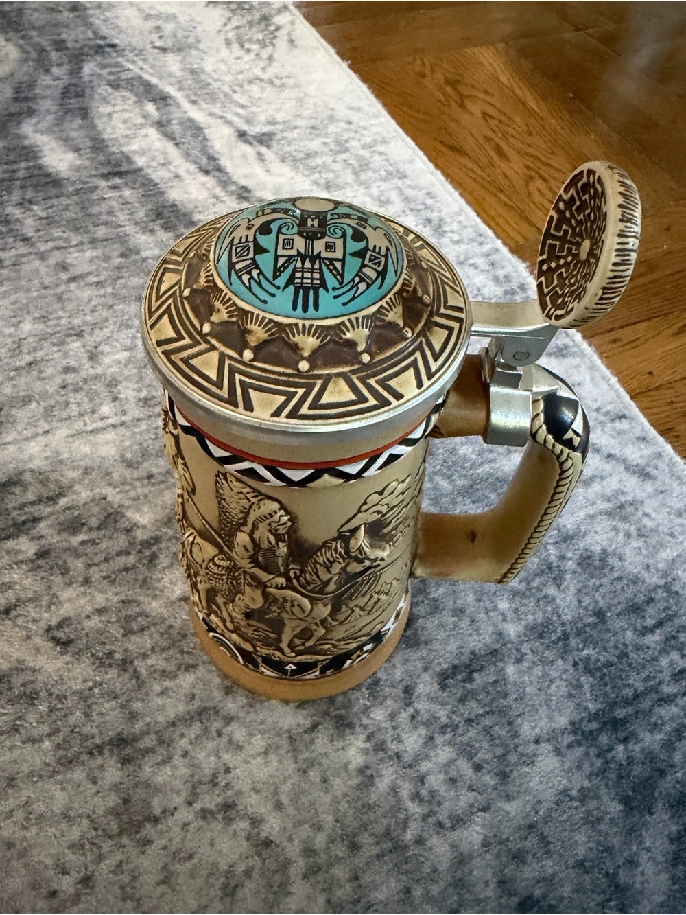 Avon Vintage Indians Of The American Frontier Stein Highly Decorated 1988